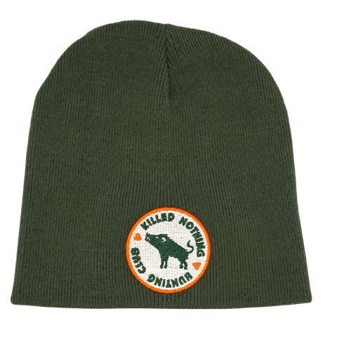 Killed Nothing Hunting Club – Olivgrön Hatitude Beanie utan uppvik, produktmockup