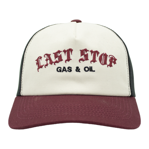 Last Stop Gas & Oil keps framifrån