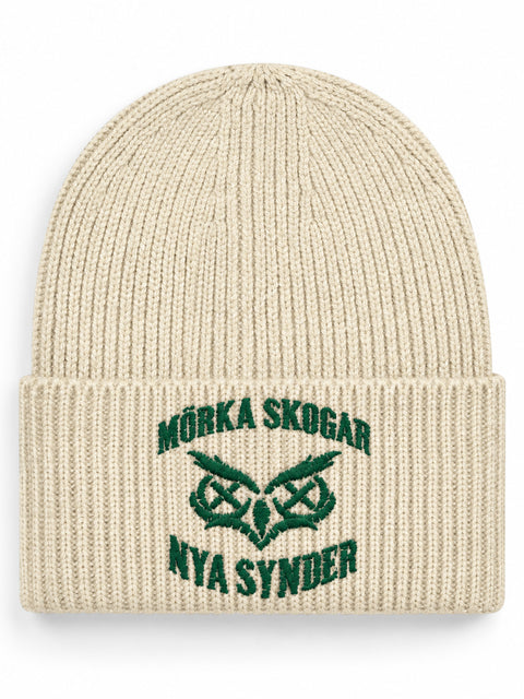 Mörka skogar, nya synder – Hatitude Oversized Cuffed Beanie Havre, brodyr framifrån