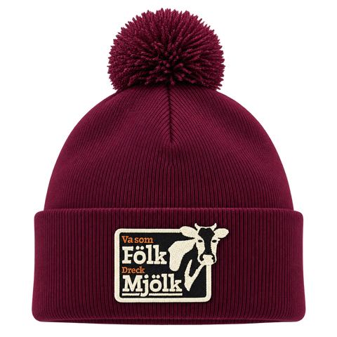 Va som Fölk Dreck Mjölk – Vinröd Pom Pom Beanie